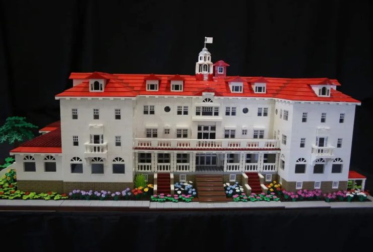 LEGO Stanley Hotel