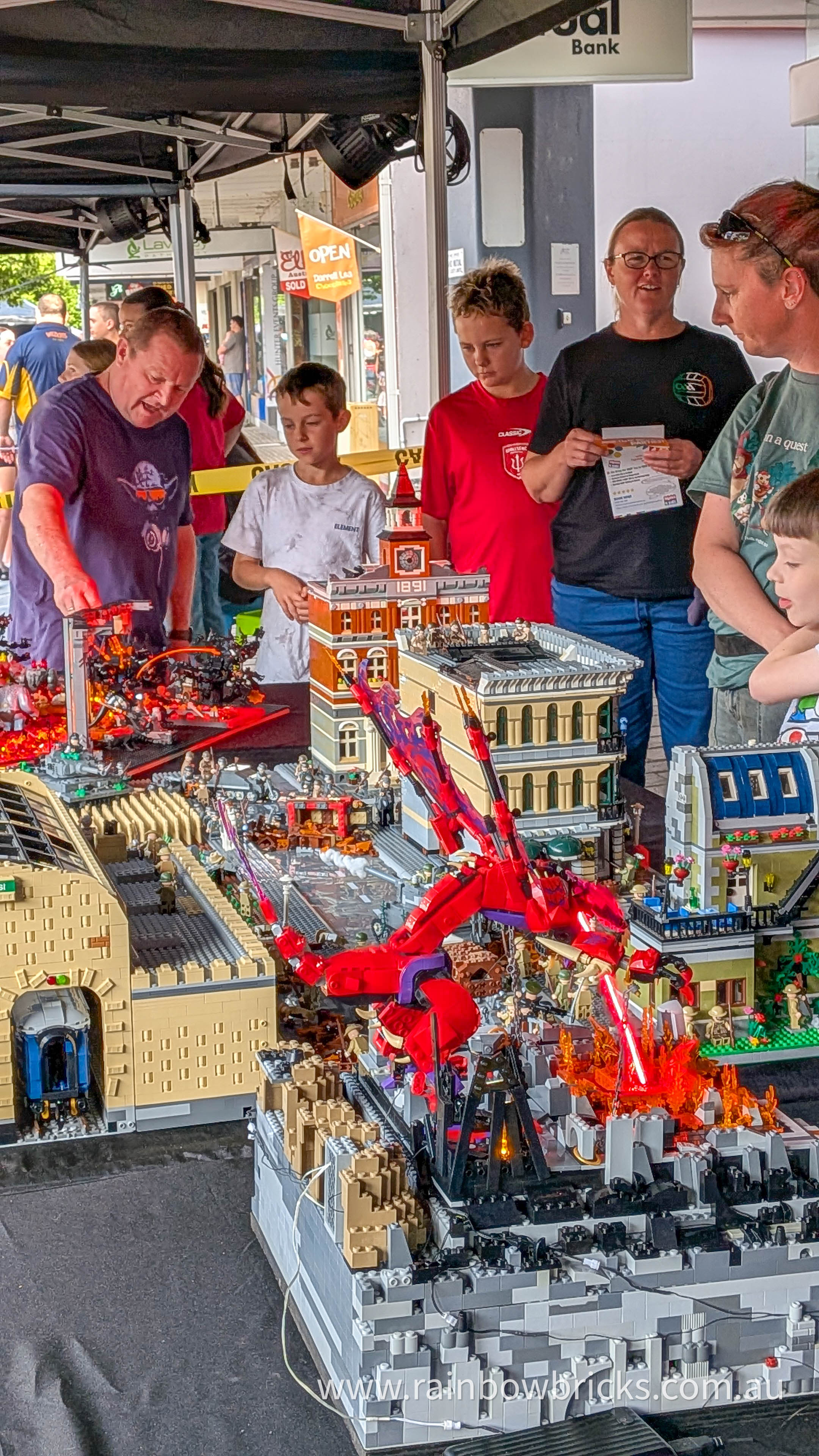 Rainbow Bricks at LEVEL UP 2