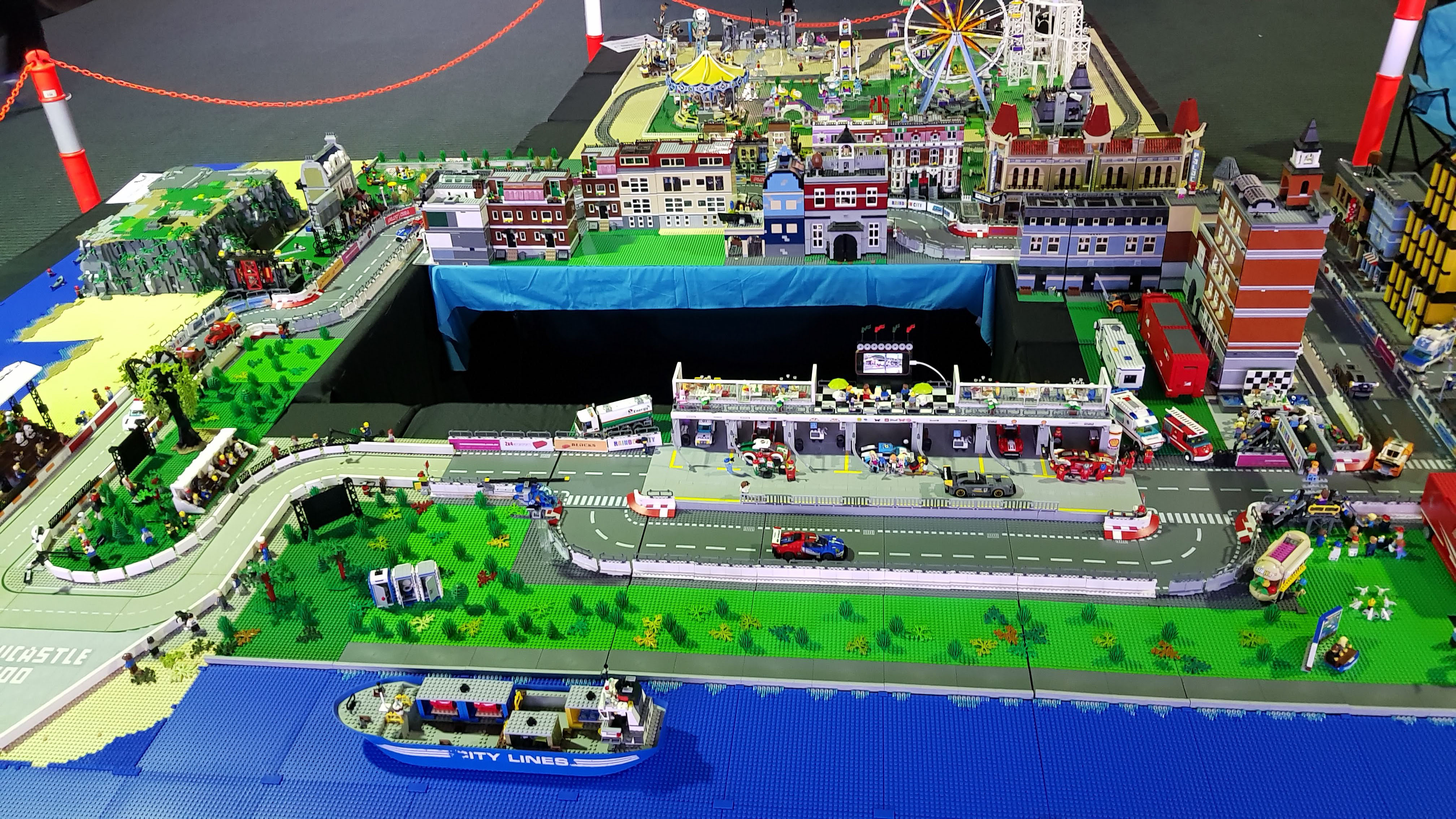 Massive LEGO City Layout