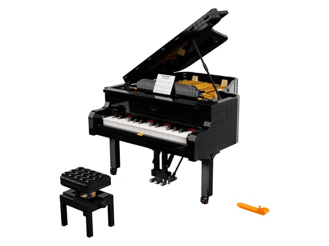 LEGO Grand Piano set