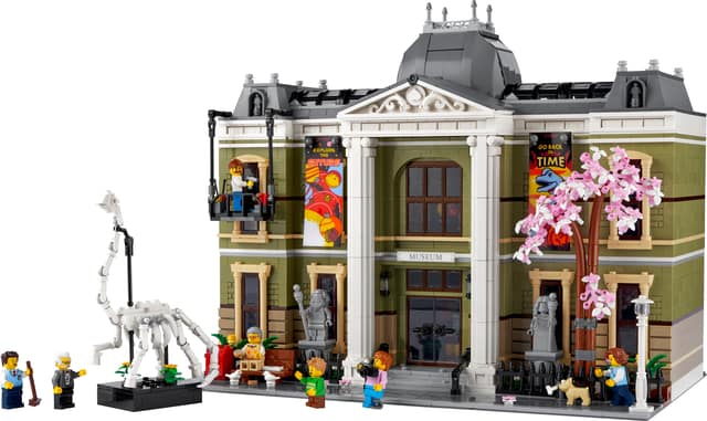 LEGO Natural History Museum set