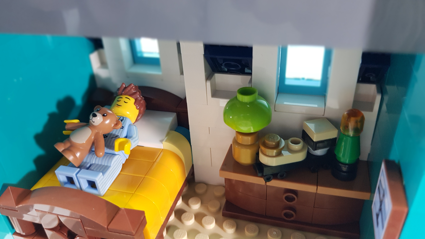 Talk N Sort is NOT on tonight!
I've been quite unwell with a bug that is still affecting me. Although I'm beginning to feel better, another night of rest will aid my recovery. So we will NOT be on tonight. Apologies for skipping another week of Talk N Sort. 🥲

We’ll be on next week to cover all the big LEGO news! Catch up with what you have been doing. And discuss whatever else might be on the radar. 

We hope you are all well, have a good week and build lots!
See you next week!😀🌈

#TalkAndSort #RainbowBricks #AFOL #LEGOCommunity #NewcastleBrickfest
