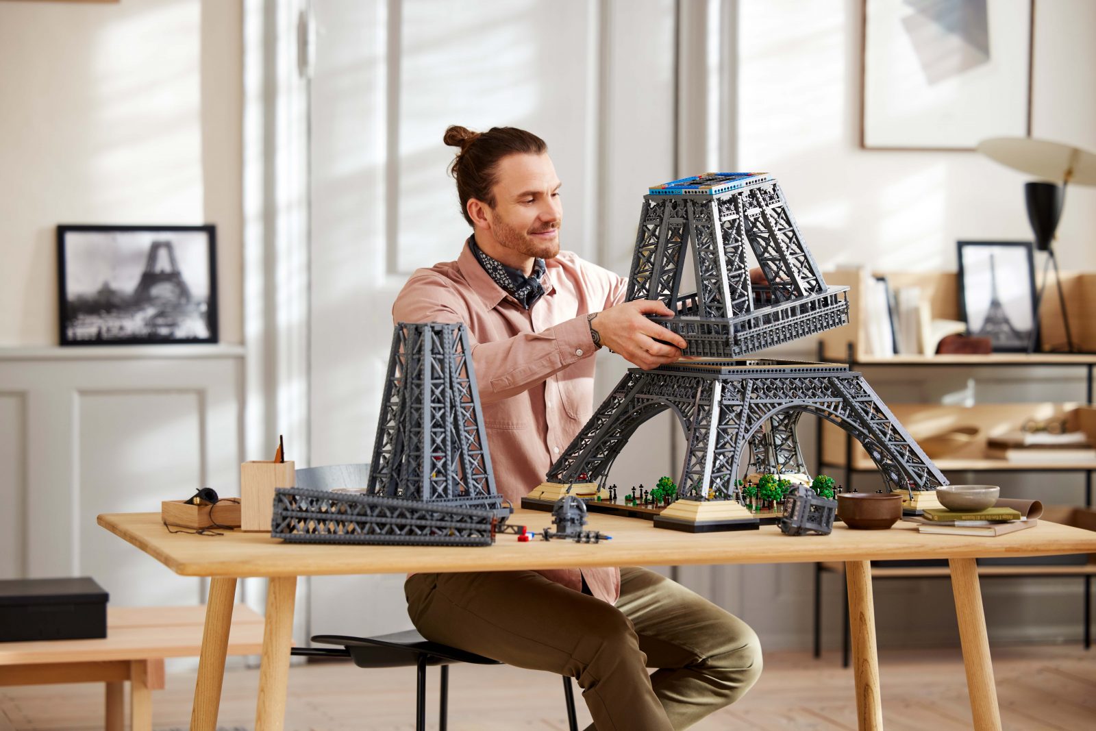 LEGO® EIFFEL TOWER (SKU: 10307)