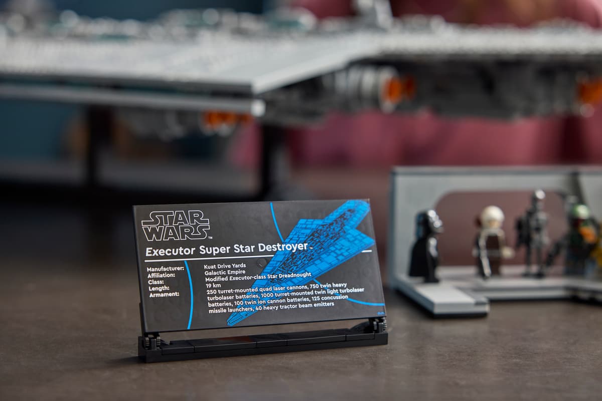 LEGO 75457 UCS Executor Super Star Destroyer