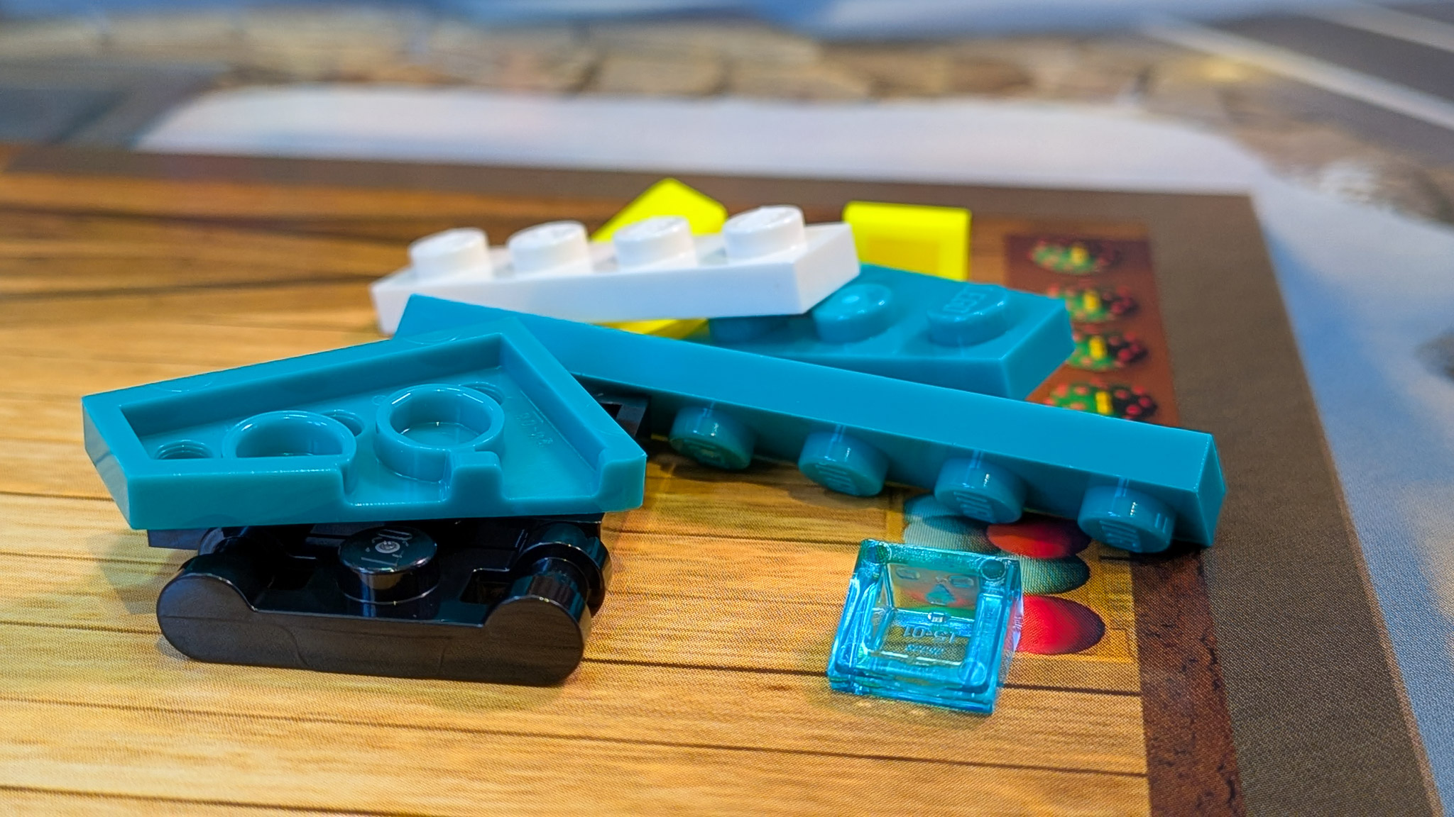 LEGO City Advent Calendar 2026 Day 14: loose pieces