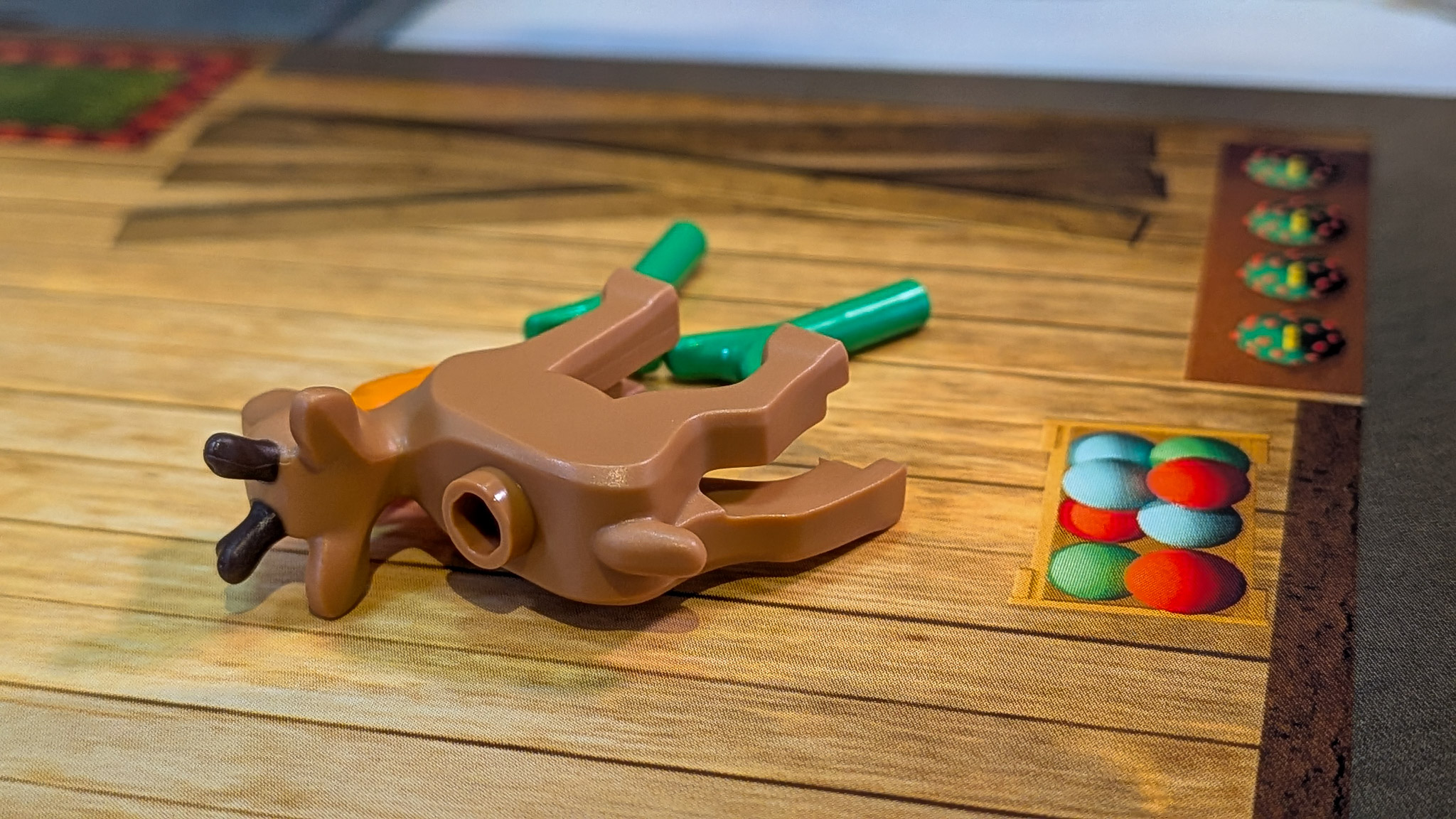 LEGO City Advent Calendar 2026 Day 19: loose pieces