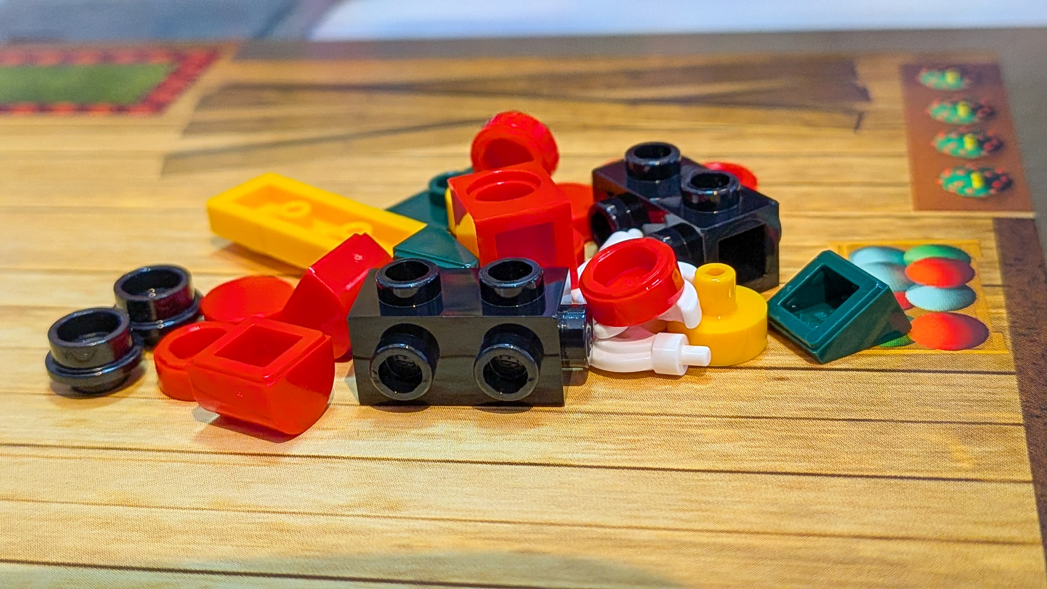 LEGO City Advent Calendar 2026 Day 22: loose pieces