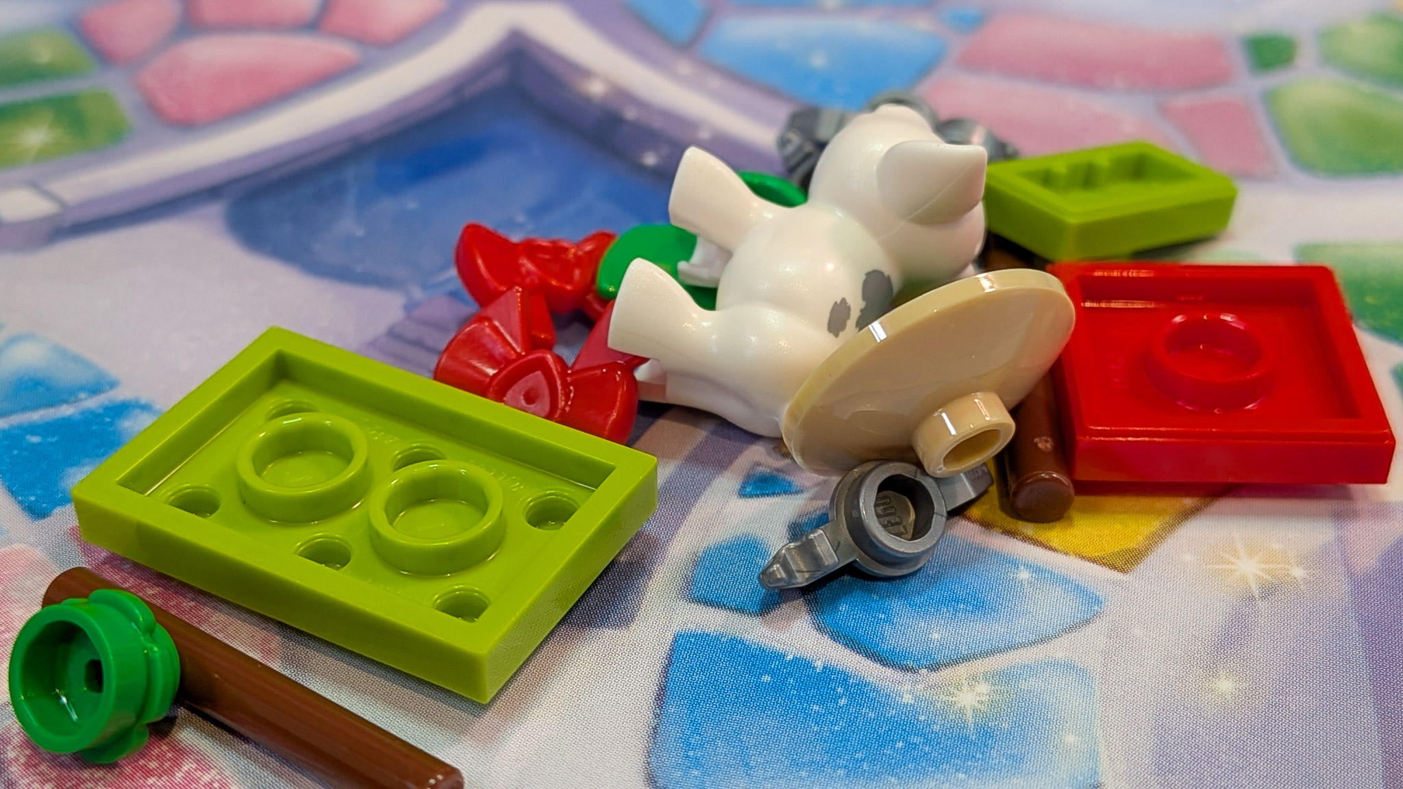 LEGO Disney Princess Advent Calendar 2026 Day 11: loose pieces