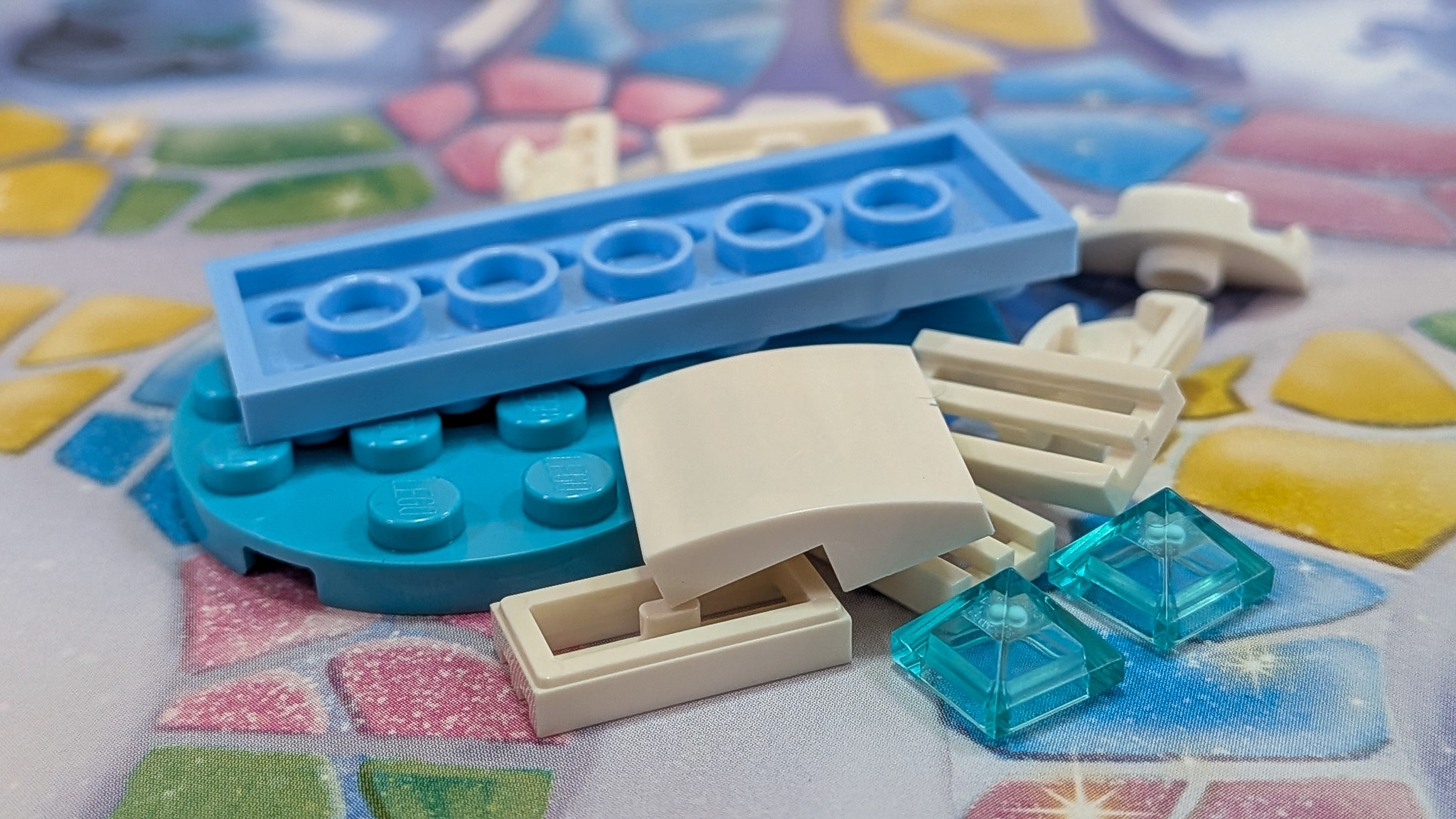 LEGO Disney Princess Advent Calendar 2026 Day 13: loose pieces