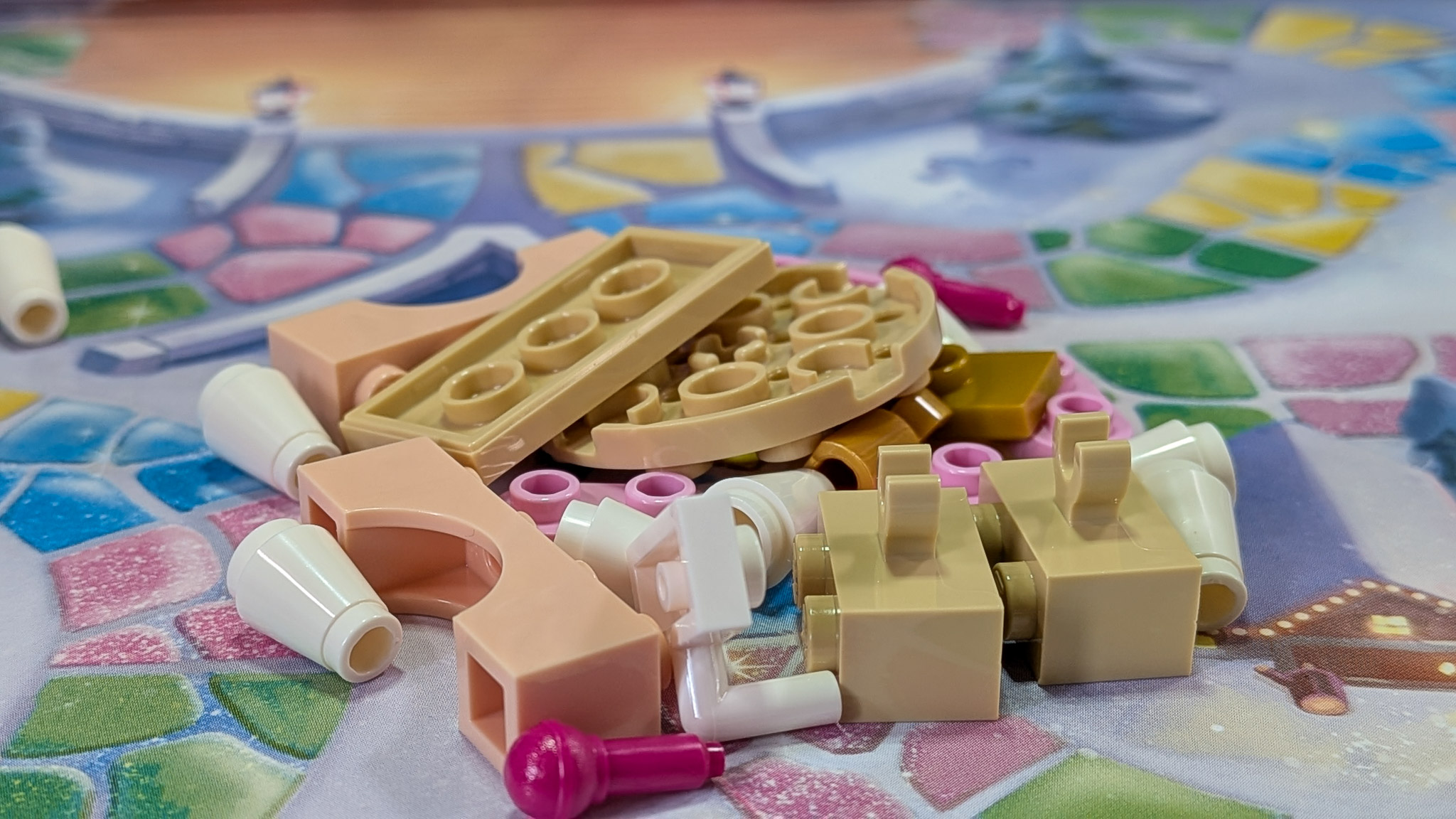 LEGO Disney Princess Advent Calendar 2026 Day 22: loose pieces