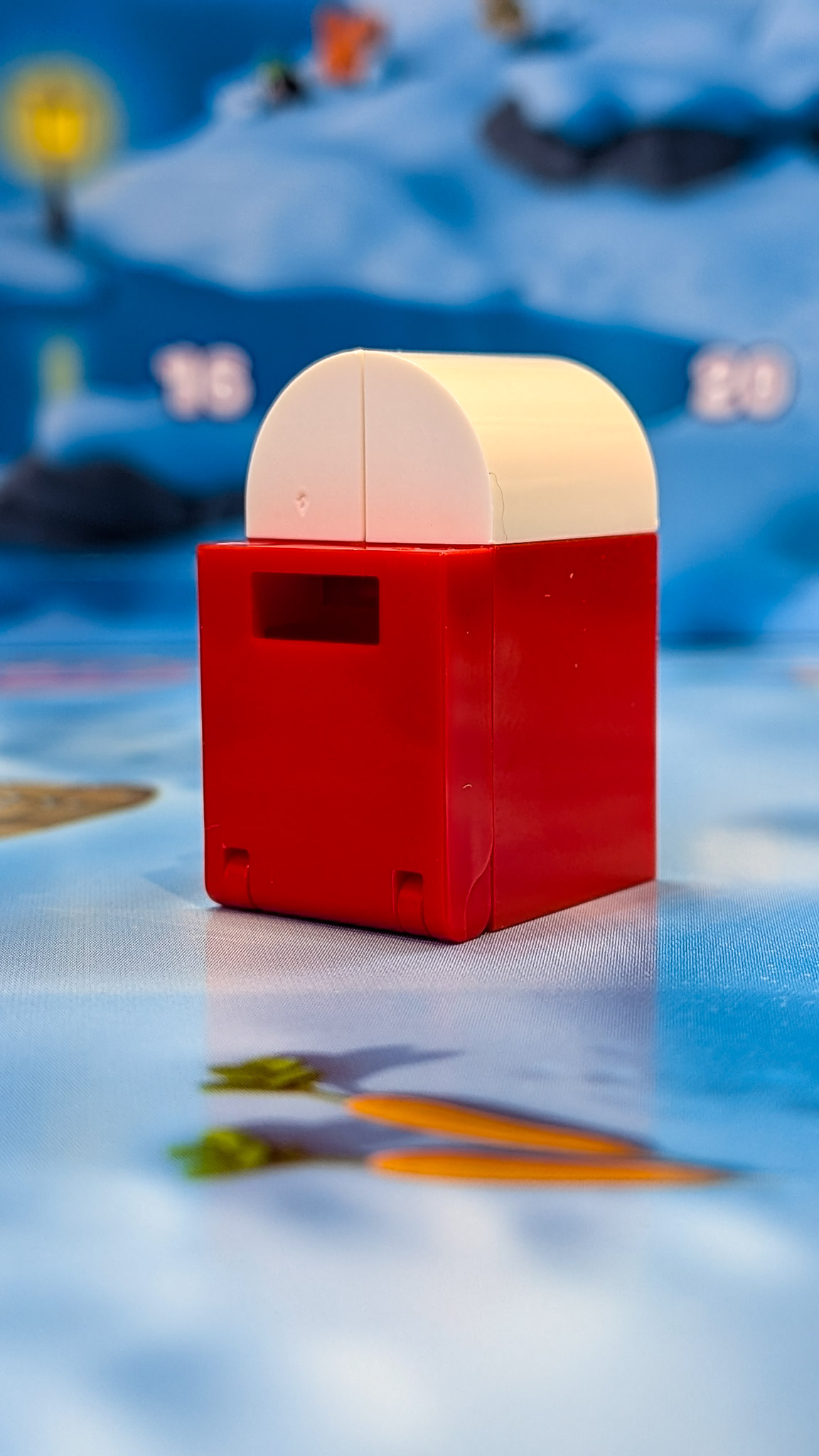 LEGO Friends Advent Calendar 2026 Day 3: finished Red Mailbox with Snow