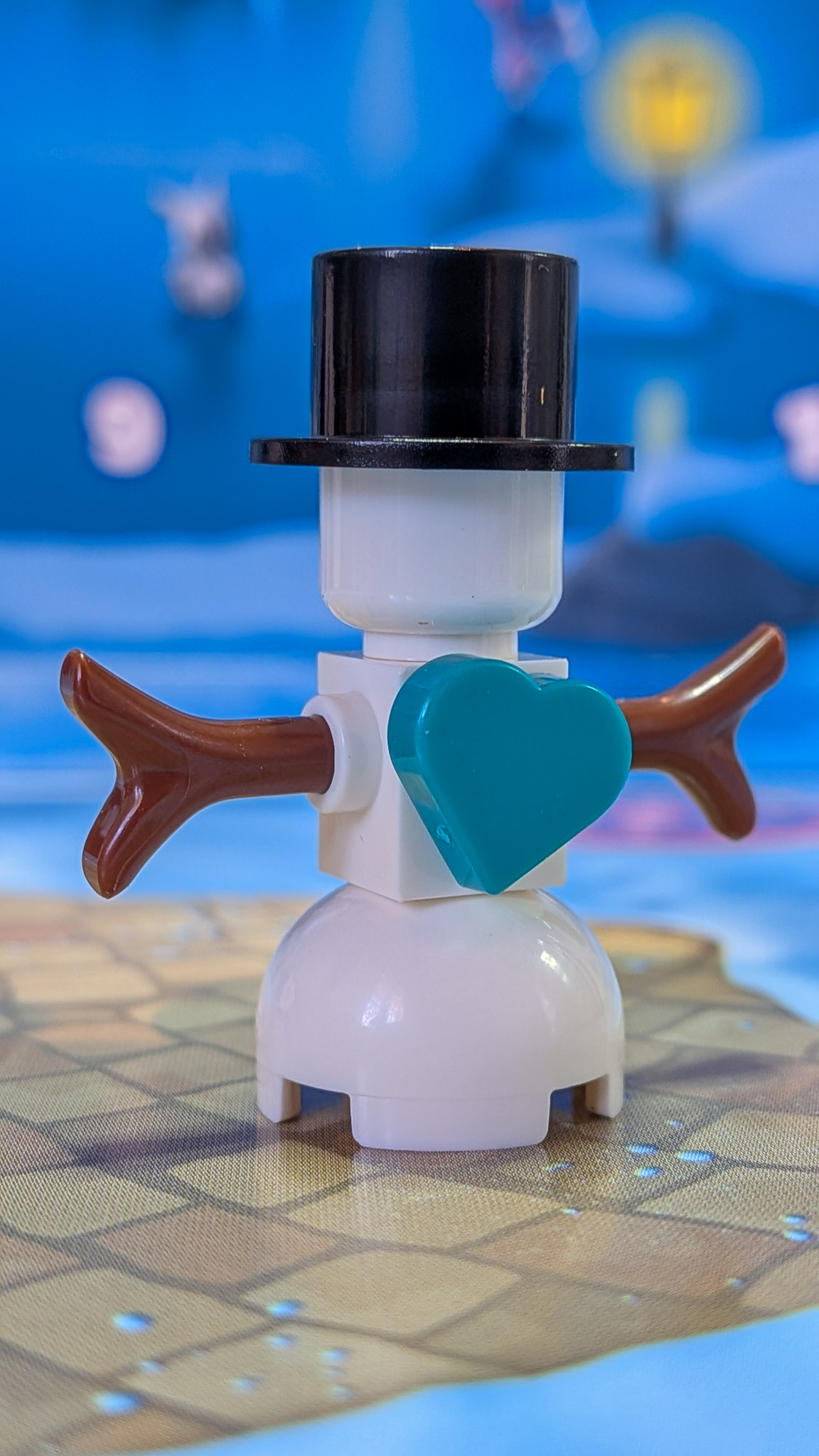 LEGO Friends Advent Calendar 2026 Day 7: finished Snowman with Turquoise Heart