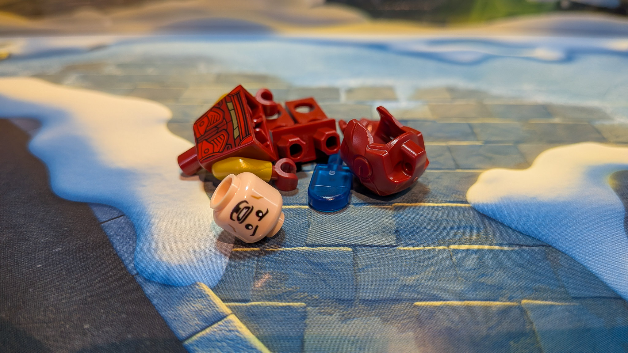LEGO Marvel Advent Calendar 2026 Day 1: loose pieces