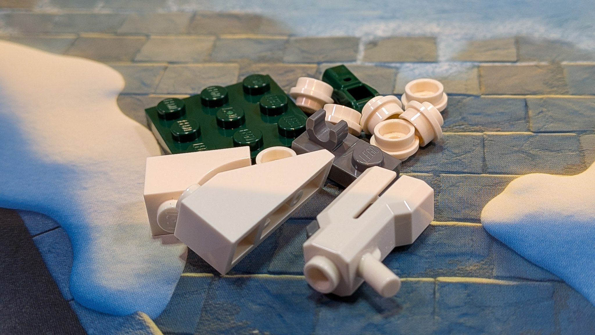 LEGO Marvel Advent Calendar 2026 Day 2: loose pieces