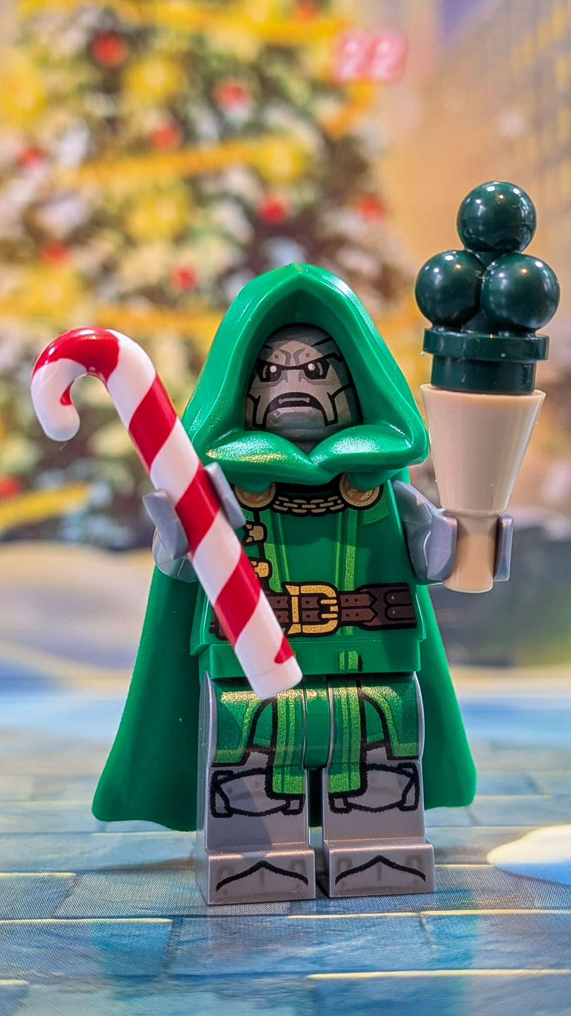 LEGO Marvel Advent Calendar 2026 Day 8: finished Green Cape for Dr. Doom