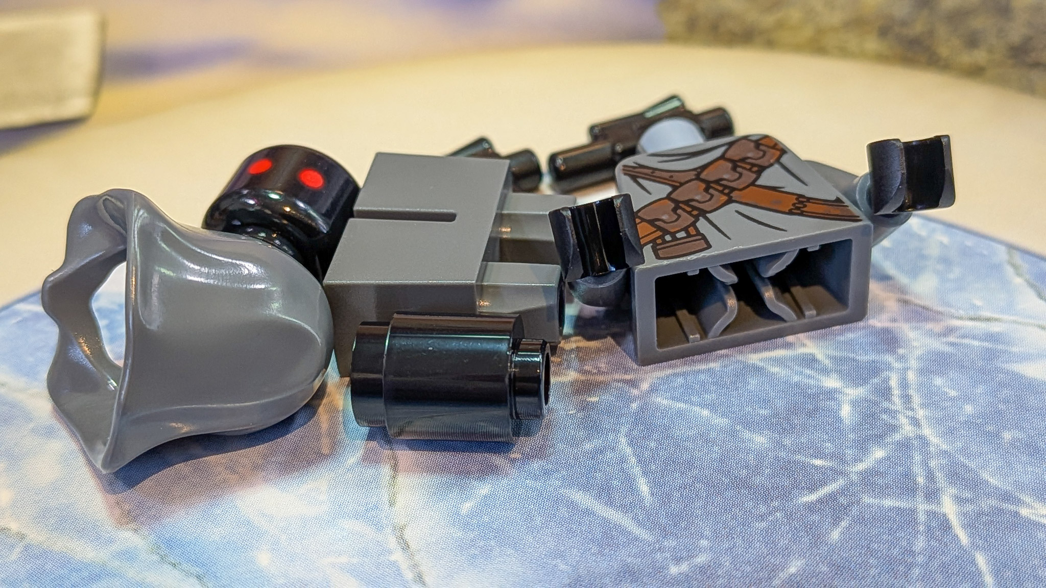 LEGO Star Wars Advent Calendar 2026 Day 14: loose pieces