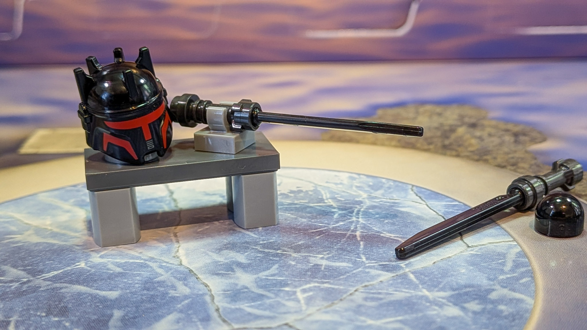 LEGO Star Wars Advent Calendar 2026 Day 22: finished Table with Moff Gideon's Accessories